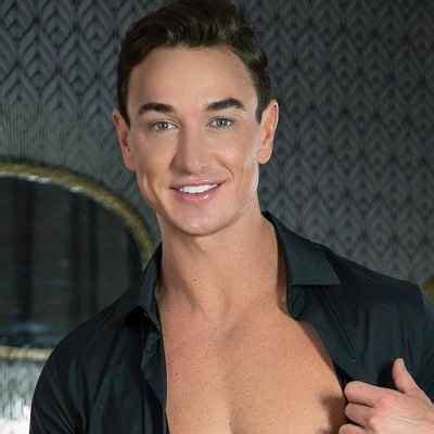 Cade Maddox .